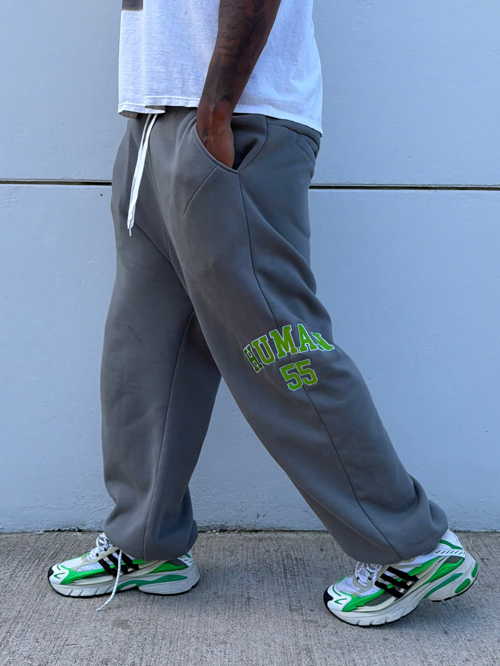HP "Property" Oak Sweatpants